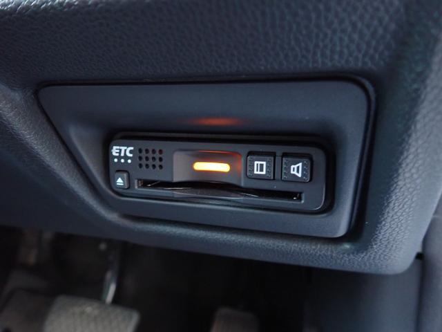 ステップワゴンスパーダ スパーダハイブリッド　Ｇ・ＥＸ　ホンダセンシング　純正９インチメモリーナビＴＶ　フリップダウンモニター　両側自動ドア　Ｂｌｕｅｔｏｏｔｈ　Ｂカメラ　ＥＴＣ　スマートキー　クルコン　ホンダセンシング　ＬＥＤライト　純正アルミ　７人乗り（22枚目）