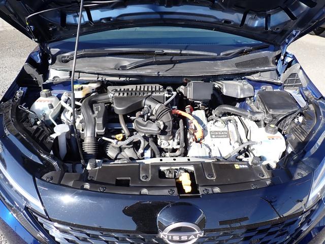 オーラ Ｇ　ＦＯＵＲ　４ＷＤ　純正９インチメモリーナビＴＶ　プロパイロット　ＢＯＳＥサウンド　Ｂｌｕｅｔｏｏｔｈ　全方位カメラ　インテリキー　オートＡＣ　エマージェンシーブレーキ　シートヒーター　ＬＥＤライト　純正アルミ（10枚目）