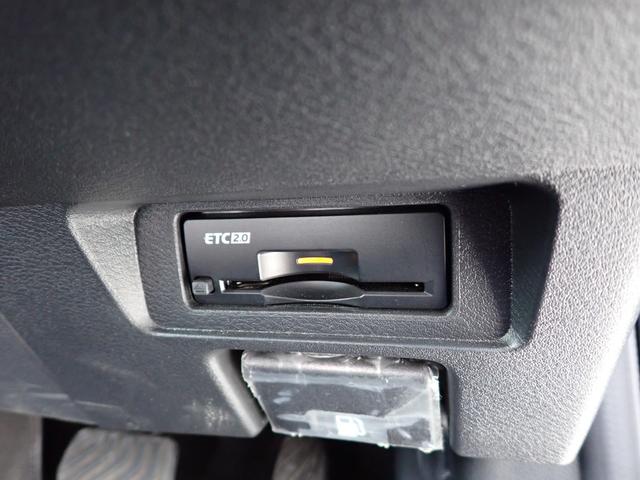 オーラ Ｇ　ＦＯＵＲ　４ＷＤ　純正９インチメモリーナビＴＶ　プロパイロット　ＢＯＳＥサウンド　Ｂｌｕｅｔｏｏｔｈ　全方位カメラ　インテリキー　オートＡＣ　エマージェンシーブレーキ　シートヒーター　ＬＥＤライト　純正アルミ（18枚目）