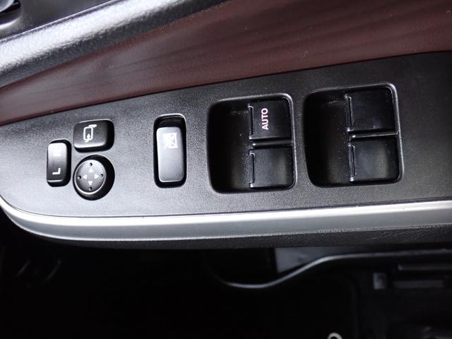 ソリオバンディット ハイブリッドＭＶ　メモリーナビＴＶ　Ｂｌｕｅｔｏｏｔｈ　両側自動ドア　スマートキー　シートヒーター　オートエアコン　クルコン　ＤカメラＢサポート　ＬＥＤライト　フォグ　純正アルミ（16枚目）