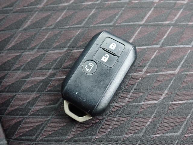 ソリオバンディット ハイブリッドＭＶ　メモリーナビＴＶ　Ｂｌｕｅｔｏｏｔｈ　両側自動ドア　スマートキー　シートヒーター　オートエアコン　クルコン　ＤカメラＢサポート　ＬＥＤライト　フォグ　純正アルミ（18枚目）