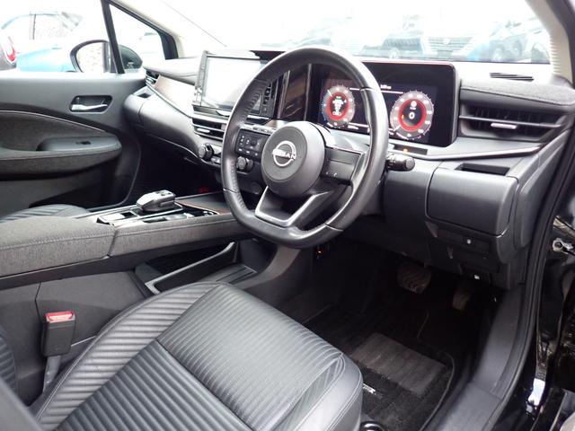 オーラ G レザーエディション 純正9インチメモリーナビTV Bluetooth ETC インテリキー 全方位カメラ オートAC エマージェンシーブレーキ レザーシート LEDライト フォグ 純正アルミ(12枚目)