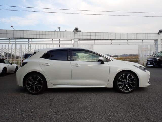 カローラスポーツ ハイブリッドＧ　Ｚ　純正９インチメモリーナビ　フルセグＴＶ　Ｂｌｕｅｔｏｏｔｈ　Ｂカメラ　スマートキー　オートＡＣ　クルコン　トヨタセーフティーセンス　ＬＥＤライト　フォグ　純正アルミ（5枚目）