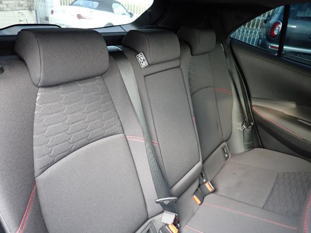 カローラスポーツ ハイブリッドＧ　Ｚ　純正９インチメモリーナビ　フルセグＴＶ　Ｂｌｕｅｔｏｏｔｈ　Ｂカメラ　スマートキー　オートＡＣ　クルコン　トヨタセーフティーセンス　ＬＥＤライト　フォグ　純正アルミ（16枚目）