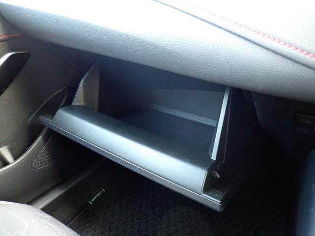 カローラスポーツ ハイブリッドＧ　Ｚ　純正９インチメモリーナビ　フルセグＴＶ　Ｂｌｕｅｔｏｏｔｈ　Ｂカメラ　スマートキー　オートＡＣ　クルコン　トヨタセーフティーセンス　ＬＥＤライト　フォグ　純正アルミ（25枚目）