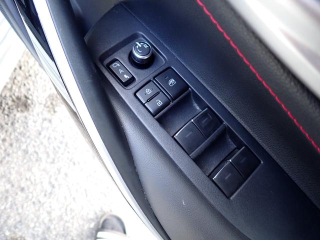 カローラスポーツ ハイブリッドＧ　Ｚ　純正９インチメモリーナビ　フルセグＴＶ　Ｂｌｕｅｔｏｏｔｈ　Ｂカメラ　スマートキー　オートＡＣ　クルコン　トヨタセーフティーセンス　ＬＥＤライト　フォグ　純正アルミ（26枚目）