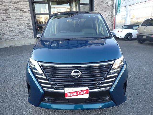 セレナ ハイウェイスターＶ　現行型　純正１２．３インチメモリーナビ　フリップダウンモニター　プロパイロット　両側自動ドア　フルセグＴＶ　Ｂｌｕｅｔｏｏｔｈ　全方位カメラ　インテリキー　クルコン　ＬＥＤライト　フォグ　純正アルミ（2枚目）