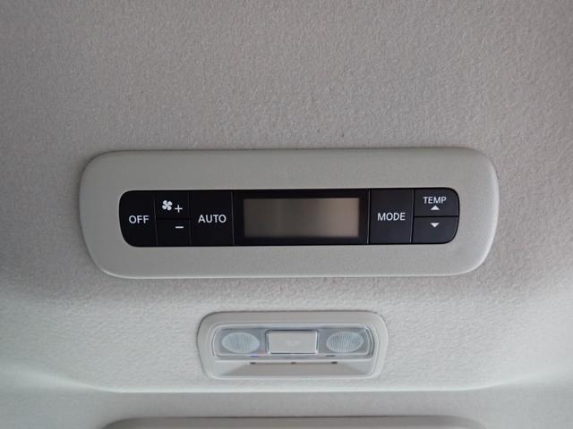 セレナ ハイウェイスターＶ　現行型　純正１２．３インチメモリーナビ　フリップダウンモニター　プロパイロット　両側自動ドア　フルセグＴＶ　Ｂｌｕｅｔｏｏｔｈ　全方位カメラ　インテリキー　クルコン　ＬＥＤライト　フォグ　純正アルミ（25枚目）