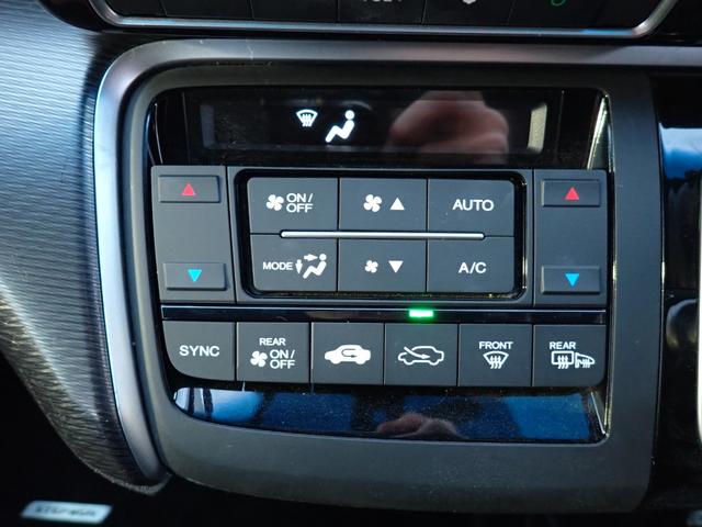 ステップワゴンスパーダ ｅ：ＨＥＶスパーダ　Ｇ　ホンダセンシング　後期型　純正１０インチメモリーナビ　フリップダウンモニター　両側自動ドア　ホンダセンシング　フルセグＴＶ　Ｂｌｕｅｔｏｏｔｈ　Ｂカメラ　ＥＴＣ　スマートキー　ＬＥＤライト　７人乗り（21枚目）