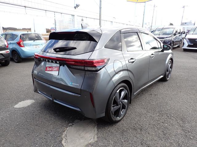 オーラ Ｇ　純正９インチメモリーナビＴＶ　プロパイロット　ＢＯＳＥサウンド　Ｂｌｕｅｔｏｏｔｈ　全方位カメラ　インテリキー　オートエアコン　エマージェンシーブレーキ　シートヒーター　ＬＥＤライト　純正アルミ（5枚目）