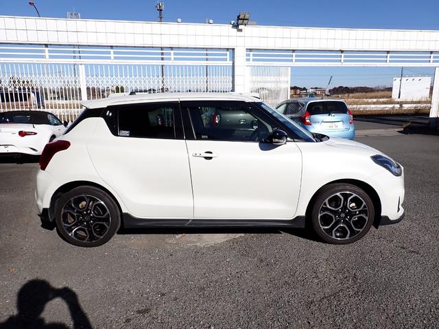 スイフトスポーツ ベースグレード　６ＭＴ　メモリーナビ　フルセグＴＶ　Ｂｌｕｅｔｏｏｔｈ　ＤＶＤ再生　スマートキー　オートＡＣ　シートヒーター　クルコン　ＬＥＤライト　フォグ　純正ＡＷ　プライバシーガラス（6枚目）