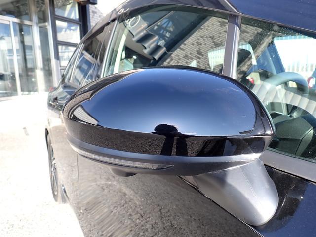 ノート Ｘ　ＦＯＵＲ　現行型　４ＷＤ　純正９インチメモリーナビ　フルセグＴＶ　Ｂｌｕｅｔｏｏｔｈ　アラウンドビューモニター　インテリキー　オートエアコン　エマージェンシーブレーキ　ＬＥＤライト　フォグ　純正アルミ（9枚目）