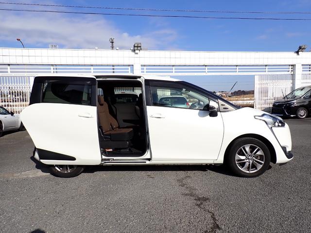 シエンタ G 純正メモリーナビTV Bluetooth Bカメラ ETC 両側自動ドア スマートキー オートAC トヨタセーフティーセンス 純正アルミ 7人乗り(6枚目)