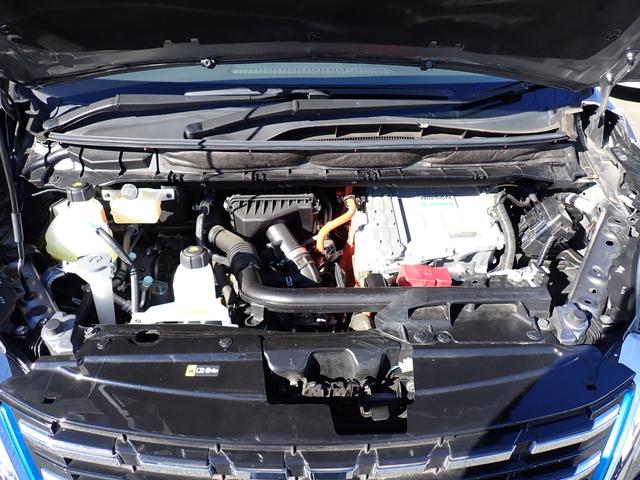 セレナ ｅ－パワー　ハイウェイスターＶ　後期型　純正１０インチメモリーナビＴＶ　Ｂｌｕｅｔｏｏｔｈ　フリップダウンモニター　全方位カメラ　両側自動ドア　インテリキー　オートＡＣ　クルコン　プロパイロット　ＬＥＤライト　フォグ　純正アルミ（11枚目）