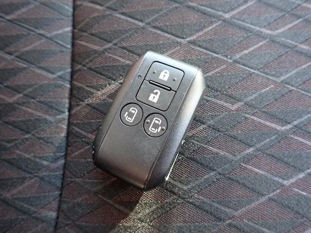 ソリオバンディット ハイブリッドＭＶ　純正９インチメモリーナビ　フルセグＴＶ　Ｂｌｕｅｔｏｏｔｈ　ＥＴＣ　両側自動ドア　スマートキー　オートＡＣ　クルコン　シートヒーター　ＤカメラＢサポート　ＬＥＤライト　フォグ　純正アルミ（24枚目）