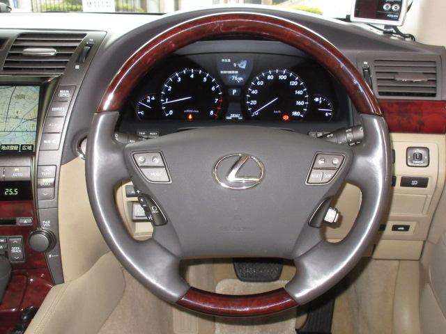 LS460バージョンS 純正HDD本革サンルーフOP19AW(11枚目)