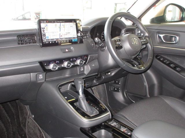 ｅ：ＨＥＶ　Ｚ　１オナ／プレミアムＳＯＵＮＤメーカーＯＰ９型ナビ地デジ全周囲カメラＨＯＮＤＡセンシングＣＭＢＳ／ＬＫＡＳ／ＢＳＩ／ＲＣＴＡ／誤発進制御／追従クルーズ前後ドラレコＯＰグリル／エアロ無限１８ＡＷ(48枚目)