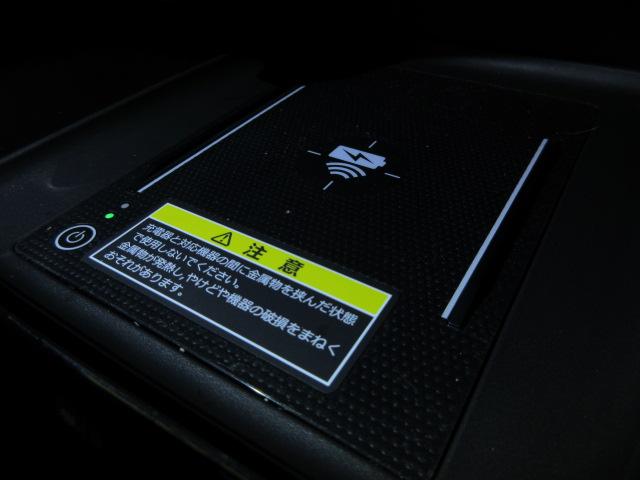 ヴェゼル ｅ：ＨＥＶ　Ｚ　１オナ４ＷＤプレミアムＳＯＵＮＤ／マルチビューカメラ純正ＯＰ９型ナビ地デジＨＯＮＤＡセンシング　ＣＭＢＳ／ＬＫＡＳ／ＢＳＩ／ＲＣＴＡ／誤発進制御／追従クルーズ前後ドラレコ電動Ｒゲート純正１８ＡＷ（11枚目）