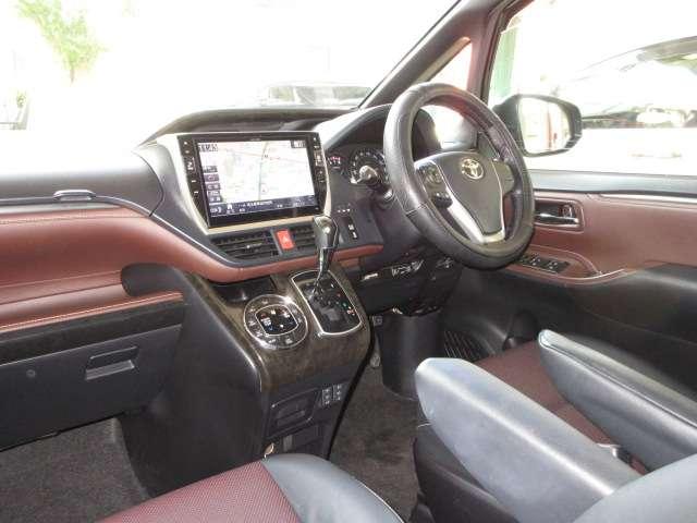 エスクァイア Ｇｉ　ツインサンルーフＡＬＰＩＮＥ１０型ナビ／１２．８型フリップ地デジＢカメラ両側電動ドア黒革暖シート純正１５ＡＷ（48枚目）