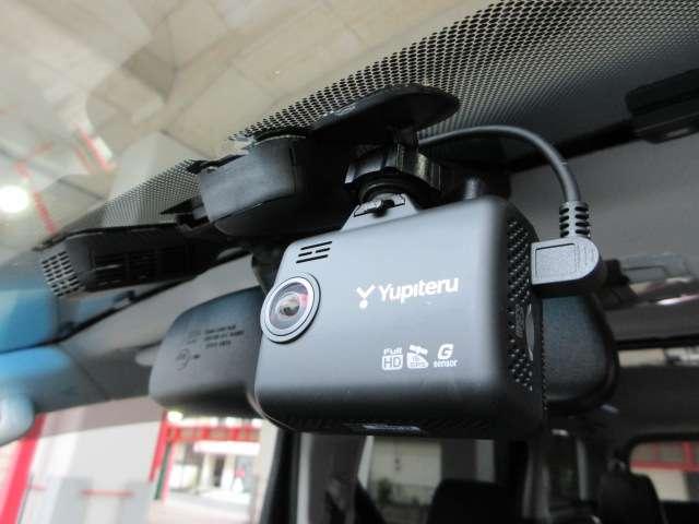 ヴェルファイアハイブリッド ＺＲ　１オナＡＬＰＩＮＥ１０型ナビ／１２．８型フリップ地デジＢカメラ両側電動／Ｒゲート前後ドラレコ黒半革電動シートＴＲＤエアロ／グリル／ダウンサス／マフラーＲＡＹＳ２０ＡＷ（14枚目）