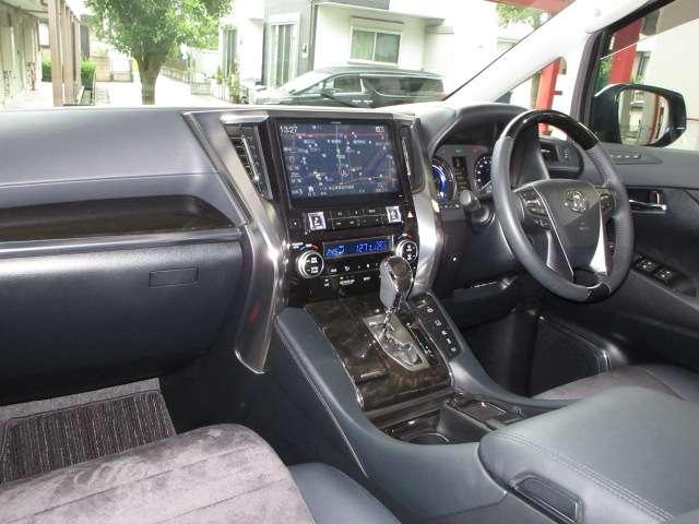 ヴェルファイアハイブリッド ＺＲ　１オナＡＬＰＩＮＥ１０型ナビ／１２．８型フリップ地デジＢカメラ両側電動／Ｒゲート前後ドラレコ黒半革電動シートＴＲＤエアロ／グリル／ダウンサス／マフラーＲＡＹＳ２０ＡＷ（59枚目）