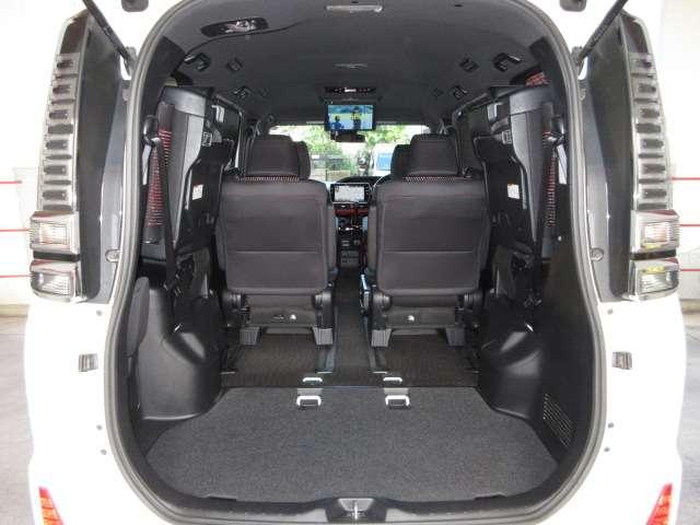 ヴォクシー ＺＳ　純正１０型ナビ／１２．１型フリップ地デジＢカメラＴＯＹＯＴＡセーフティＰＣＳ／ＬＤＡ／ＡＨＢ／クルコン両側電動ドア前方ドラレコ純正１６ＡＷ（37枚目）