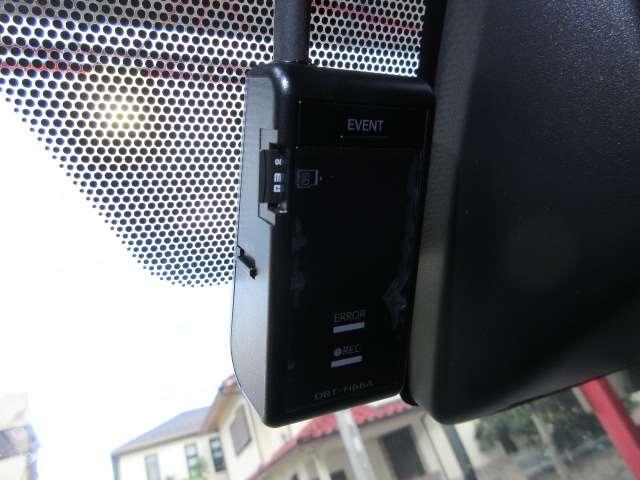ヴォクシー ＺＳ　純正１０型ナビ／１２．１型フリップ地デジＢカメラＴＯＹＯＴＡセーフティＰＣＳ／ＬＤＡ／ＡＨＢ／クルコン両側電動ドア前方ドラレコ純正１６ＡＷ（59枚目）