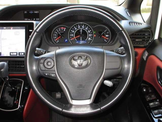 ヴォクシー ＺＳ　純正１０型ナビ／１２．１型フリップ地デジＢカメラＴＯＹＯＴＡセーフティＰＣＳ／ＬＤＡ／ＡＨＢ／クルコン両側電動ドア前方ドラレコ純正１６ＡＷ（62枚目）
