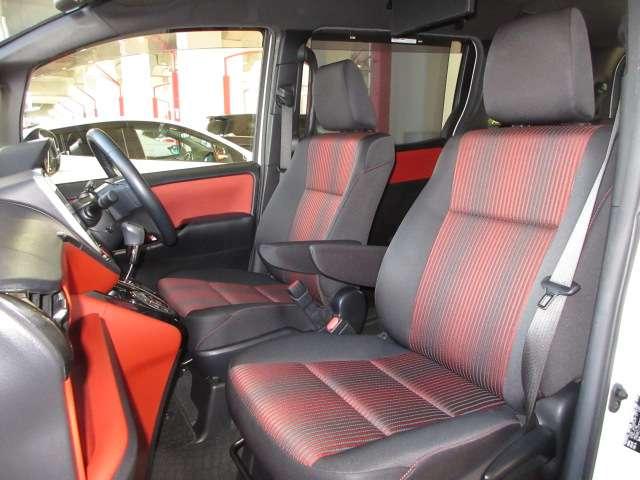 ヴォクシー ＺＳ　純正１０型ナビ／１２．１型フリップ地デジＢカメラＴＯＹＯＴＡセーフティＰＣＳ／ＬＤＡ／ＡＨＢ／クルコン両側電動ドア前方ドラレコ純正１６ＡＷ（64枚目）