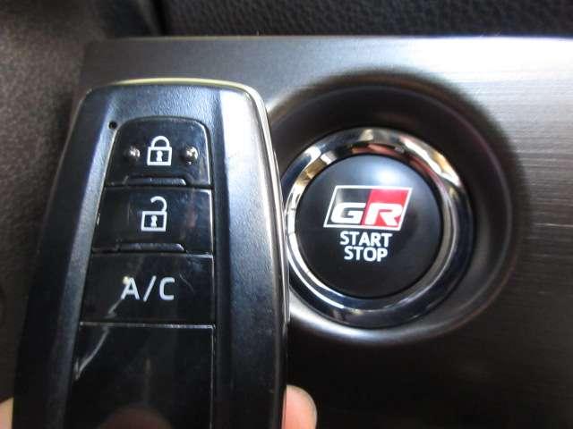 プリウスＰＨＶ Ｓナビパッケージ・ＧＲスポーツ　純正９型ナビ地デジＢカメラ専用半革暖シートＡＵＴＯ付ＬＥＤ／フォグ／デイライト専用足廻り１８ＡＷ（16枚目）