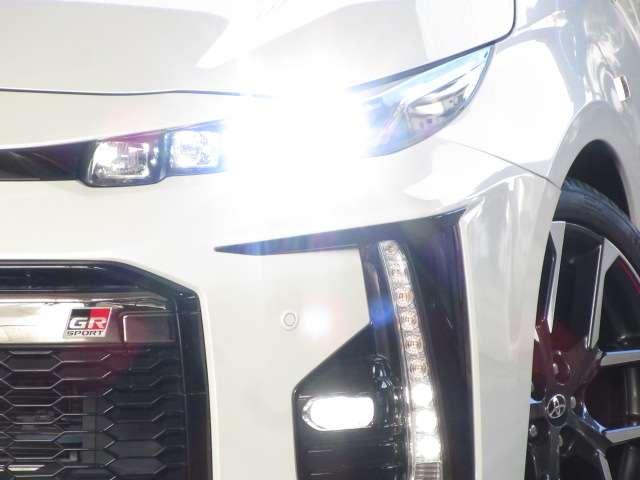 プリウスＰＨＶ Ｓナビパッケージ・ＧＲスポーツ　純正９型ナビ地デジＢカメラ専用半革暖シートＡＵＴＯ付ＬＥＤ／フォグ／デイライト専用足廻り１８ＡＷ（22枚目）