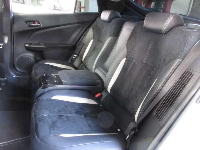 プリウスＰＨＶ Ｓナビパッケージ・ＧＲスポーツ　純正９型ナビ地デジＢカメラ専用半革暖シートＡＵＴＯ付ＬＥＤ／フォグ／デイライト専用足廻り１８ＡＷ（52枚目）