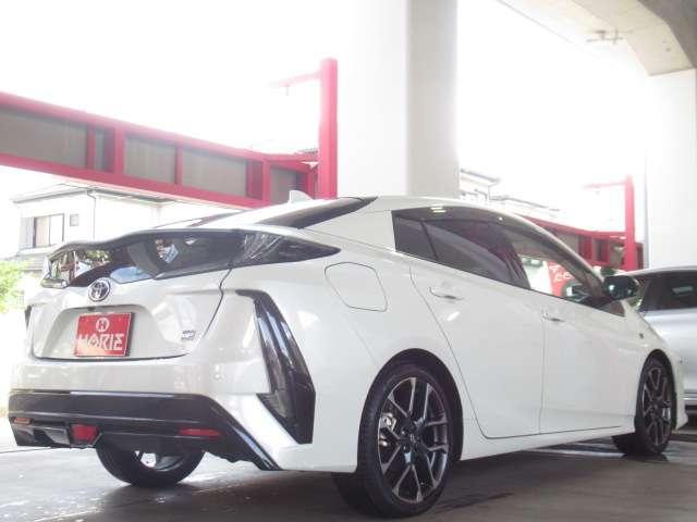プリウスＰＨＶ Ｓナビパッケージ・ＧＲスポーツ　純正９型ナビ地デジＢカメラ専用半革暖シートＡＵＴＯ付ＬＥＤ／フォグ／デイライト専用足廻り１８ＡＷ（72枚目）