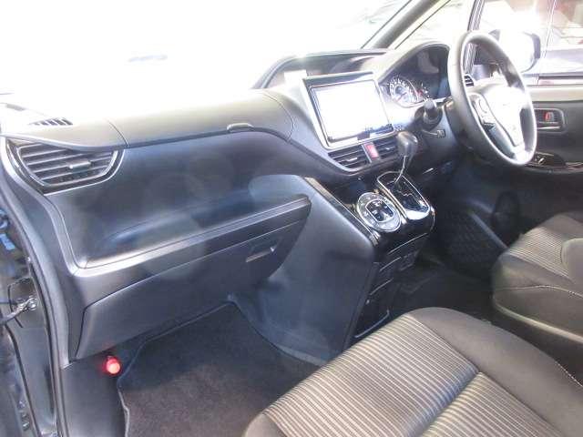 ヴォクシー ＺＳ　後期純正９型ナビ地デジＢカメラ両電動ＡＵＴＯ付ＬＥＤフォグＴＳＳ／ＬＤＡ／ＰＣＳ／ＡＨＢ／Ｉ－ＳＴＯＰ純正１６ＡＷ（31枚目）