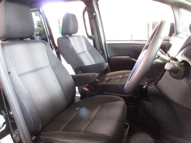ヴォクシー ＺＳ　後期純正９型ナビ地デジＢカメラ両電動ＡＵＴＯ付ＬＥＤフォグＴＳＳ／ＬＤＡ／ＰＣＳ／ＡＨＢ／Ｉ－ＳＴＯＰ純正１６ＡＷ（42枚目）