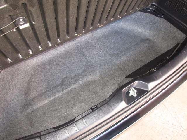 ヴォクシー ＺＳ　後期純正９型ナビ地デジＢカメラ両電動ＡＵＴＯ付ＬＥＤフォグＴＳＳ／ＬＤＡ／ＰＣＳ／ＡＨＢ／Ｉ－ＳＴＯＰ純正１６ＡＷ（51枚目）