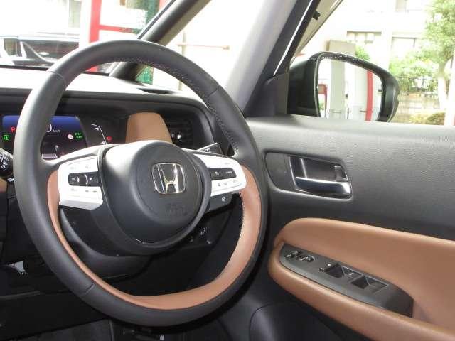 フィット e:HEVリュクス 純正9型ナビ地デジBカメラ前後ドラレコ茶半革電動暖シートHONDAセンシングCMBS/LKAS/追従クルーズ純正16AW(26枚目)