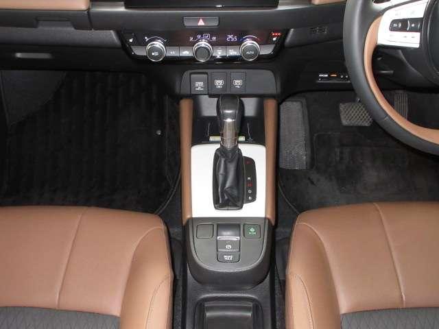 フィット e:HEVリュクス 純正9型ナビ地デジBカメラ前後ドラレコ茶半革電動暖シートHONDAセンシングCMBS/LKAS/追従クルーズ純正16AW(48枚目)