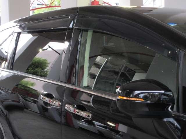 オデッセイ アブソルート・EXホンダセンシング 純正9型ナビ地デジBカメラHONDAセンシングCMBS/LKAS/BSM/誤発進制御/追従クルーズ両側電動ドア黒半革電動暖シート純正17AW(30枚目)