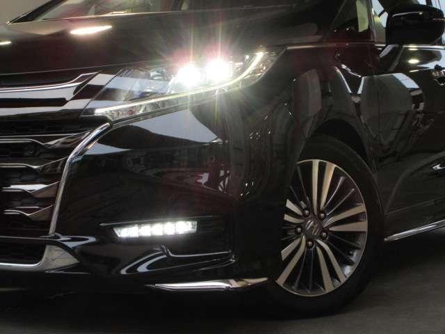 オデッセイ アブソルート・EXホンダセンシング 純正9型ナビ地デジBカメラHONDAセンシングCMBS/LKAS/BSM/誤発進制御/追従クルーズ両側電動ドア黒半革電動暖シート純正17AW(31枚目)