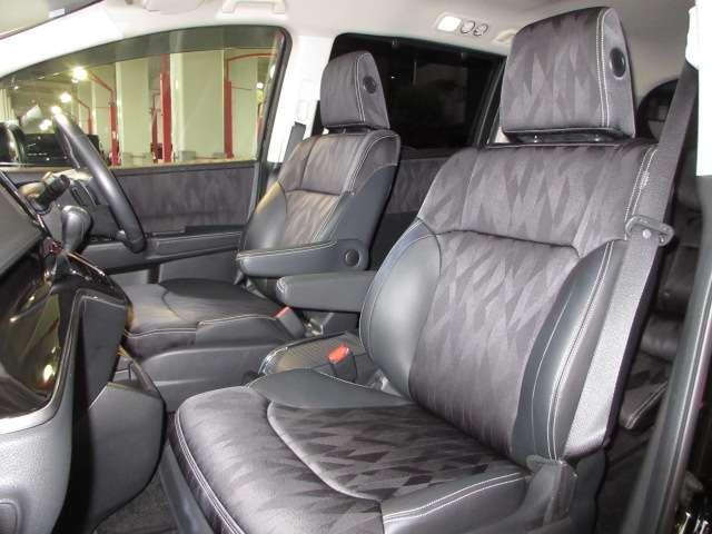 オデッセイ アブソルート・EXホンダセンシング 純正9型ナビ地デジBカメラHONDAセンシングCMBS/LKAS/BSM/誤発進制御/追従クルーズ両側電動ドア黒半革電動暖シート純正17AW(62枚目)