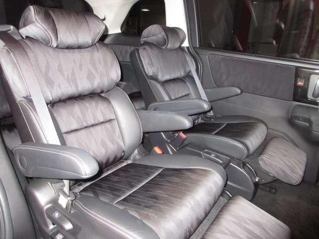 オデッセイ アブソルート・EXホンダセンシング 純正9型ナビ地デジBカメラHONDAセンシングCMBS/LKAS/BSM/誤発進制御/追従クルーズ両側電動ドア黒半革電動暖シート純正17AW(63枚目)