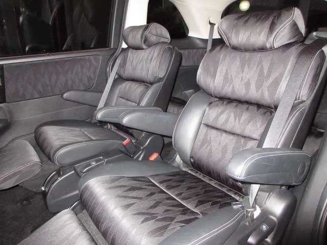 オデッセイ アブソルート・EXホンダセンシング 純正9型ナビ地デジBカメラHONDAセンシングCMBS/LKAS/BSM/誤発進制御/追従クルーズ両側電動ドア黒半革電動暖シート純正17AW(64枚目)