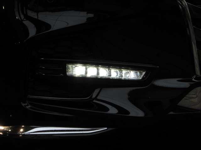 オデッセイ アブソルート・EXホンダセンシング 純正9型ナビ地デジBカメラHONDAセンシングCMBS/LKAS/BSM/誤発進制御/追従クルーズ両側電動ドア黒半革電動暖シート純正17AW(68枚目)