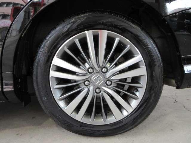 オデッセイ アブソルート・EXホンダセンシング 純正9型ナビ地デジBカメラHONDAセンシングCMBS/LKAS/BSM/誤発進制御/追従クルーズ両側電動ドア黒半革電動暖シート純正17AW(72枚目)