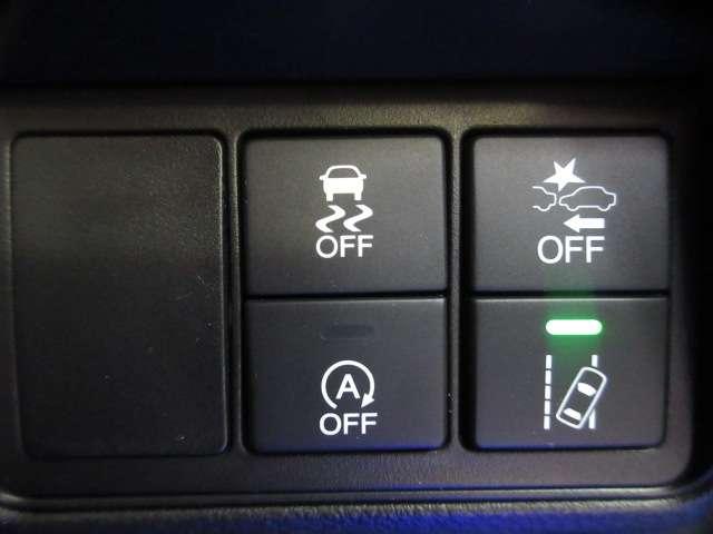 オデッセイ アブソルート・EXホンダセンシング 1オナMOPナビ/フリップ地デジ全周囲カメラ半革電動シート両電動AUTO付LED/フォグRAYS19AW(17枚目)