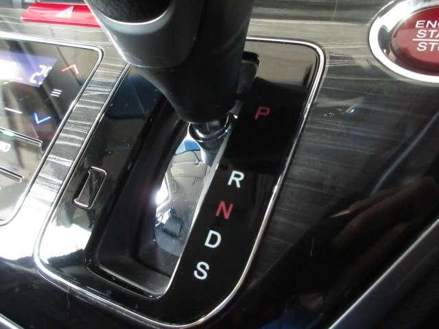 オデッセイ アブソルート・EXホンダセンシング 1オナMOPナビ/フリップ地デジ全周囲カメラ半革電動シート両電動AUTO付LED/フォグRAYS19AW(23枚目)