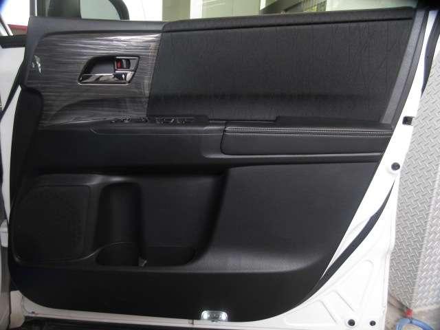 オデッセイ アブソルート・EXホンダセンシング 1オナMOPナビ/フリップ地デジ全周囲カメラ半革電動シート両電動AUTO付LED/フォグRAYS19AW(65枚目)