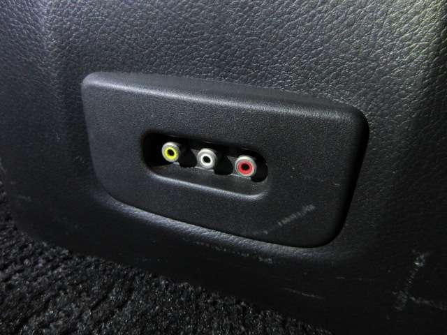 エルグランド 350ハイウェイスタープレミアム メーカーOPナビ/後席Rエンター地デジ全周囲カメラ黒本革電動暖シート両側電動/RゲートEブレーキ/誤発進制御/追従クルーズ純正18AW(11枚目)