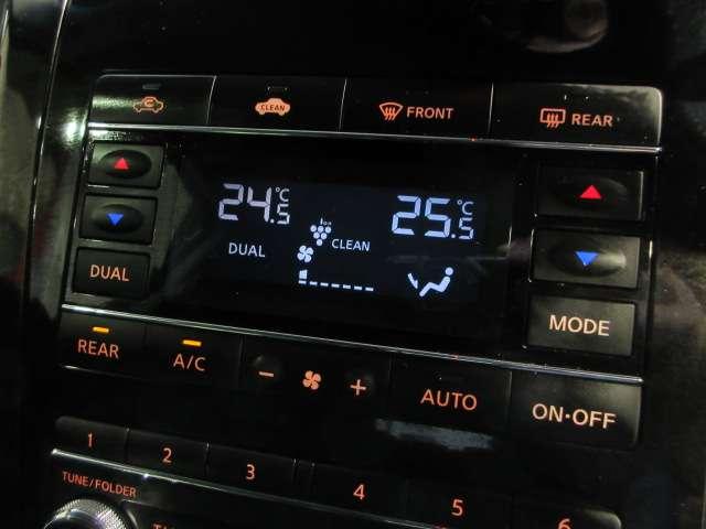 エルグランド 350ハイウェイスタープレミアム メーカーOPナビ/後席Rエンター地デジ全周囲カメラ黒本革電動暖シート両側電動/RゲートEブレーキ/誤発進制御/追従クルーズ純正18AW(20枚目)